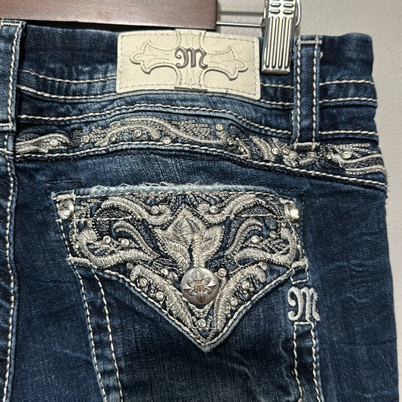 Miss Me Women’s Jeans Mid Rise Easy Boot 29 Inseam 31 1/2” Style #E3255EBR, EUC - Picture 6 of 14